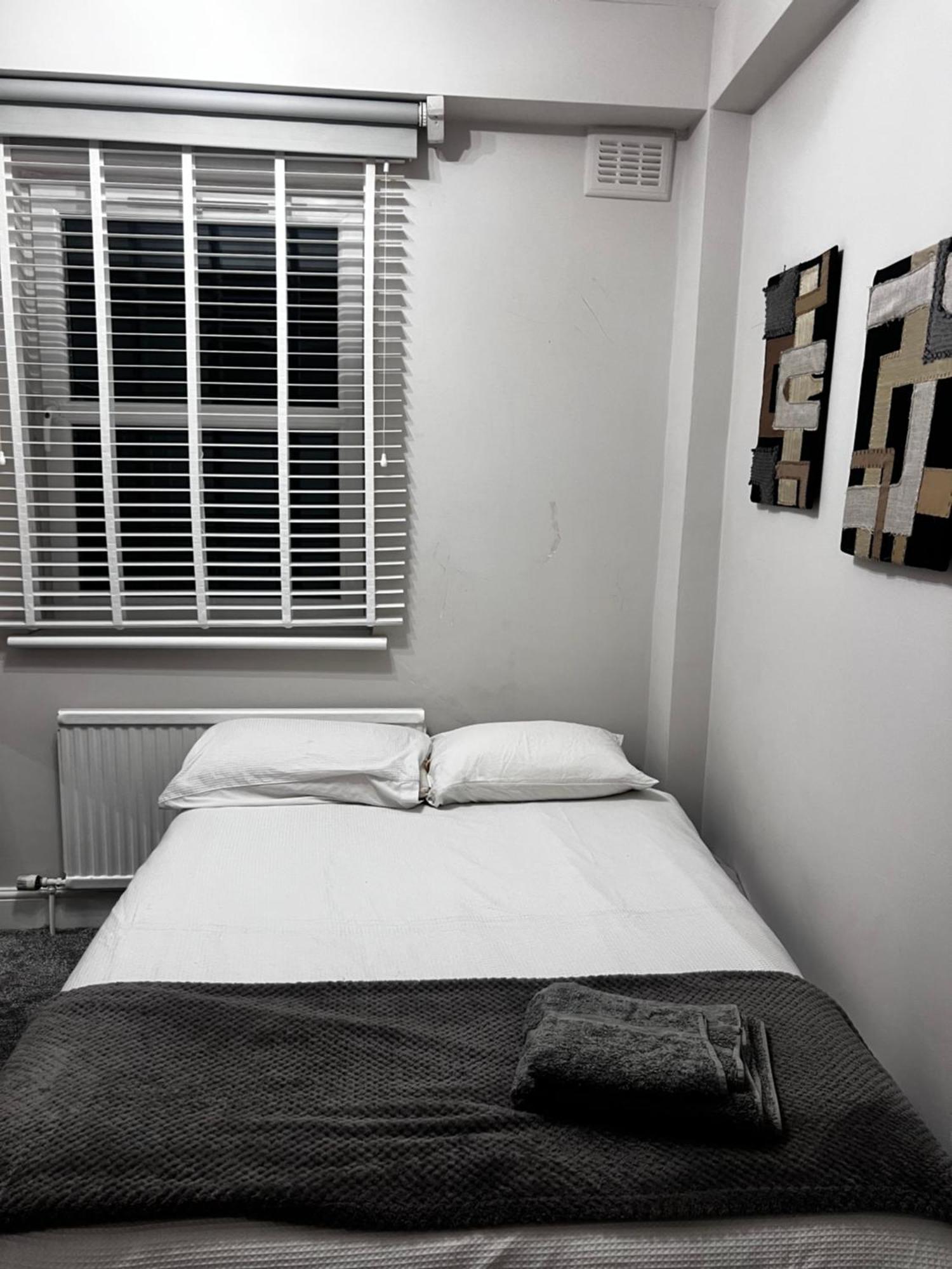Bright And Modern Flat Near Portobello Road And The Canal London Exterior foto